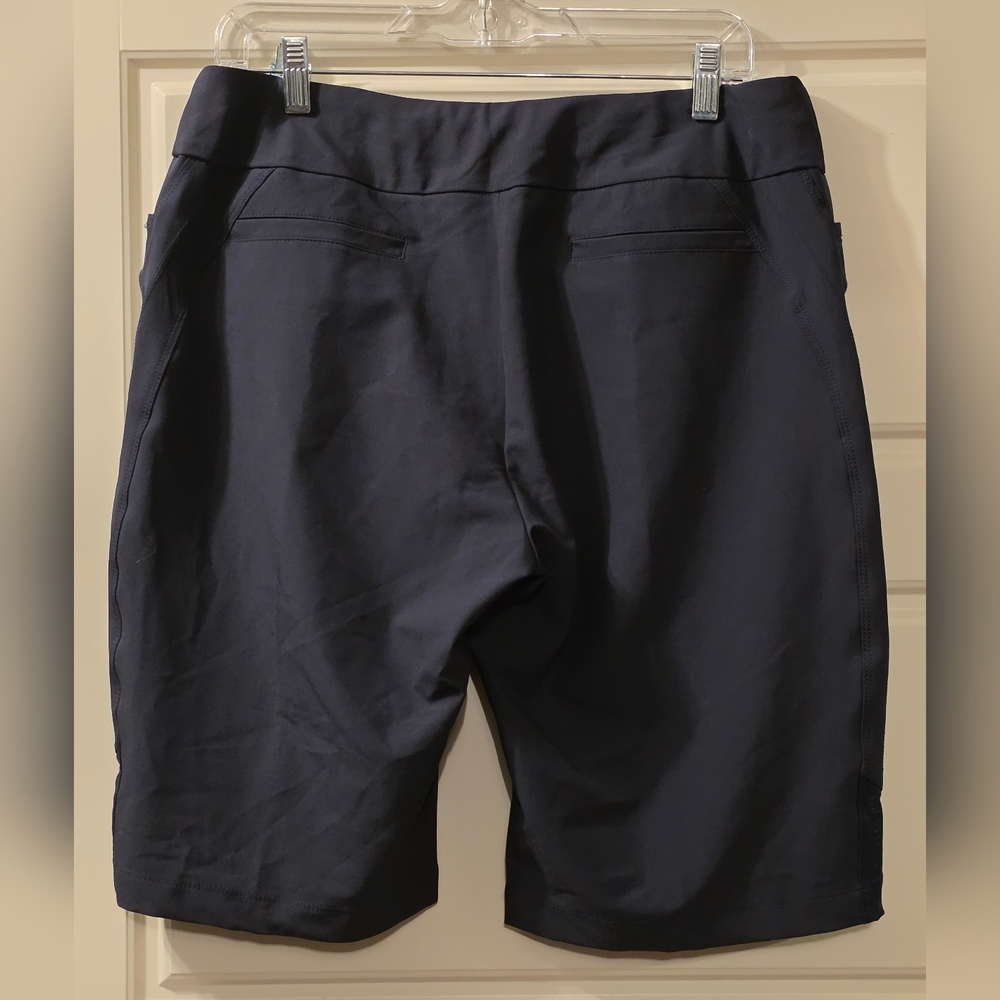 NWOT Tail White Label Casual Golf Womens Shorts Size 12 In Dark Navy - Picture 4 of 6